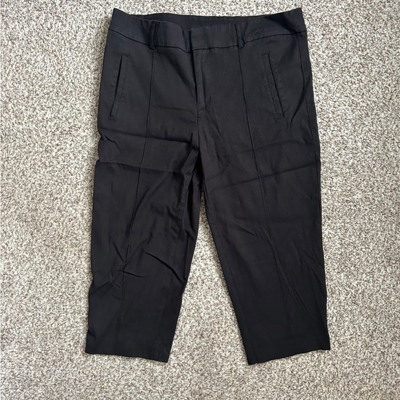 🦋 Time & Tru Black Capri Pants Casual Comfy Summer Spring Neutral 16 - Picture 1 of 6
